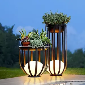 현대 정원 태양 광 바닥 램프 디스플레이 프레임 잔디 정원 장식을위한 아크릴 공 정원 빛