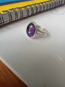 Anillo de Plata de Ley 925 con Gema de Amatista Natural de Corte Ovalado, de Alta Calidad, para Regalo de Boda o Fiesta para Ella - Product Image 2