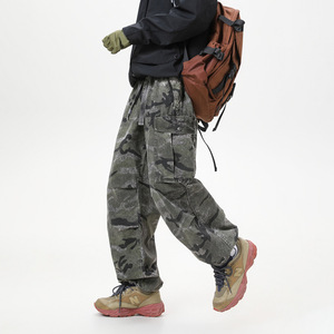 <span class=keywords><strong>Pantaloni</strong></span> Casual da <span class=keywords><strong>Uomo</strong></span> per Esterno, Trendy e Dritti, Stile Cargo Mimetico con Multi-Tasche, Versatili e a Gamba Larga per Giovani - Product Image 2