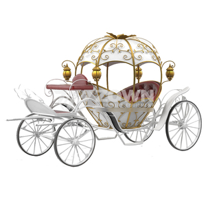 Charrette de mariage ornée en or blanc avec sellerie rouge, véhicule de défilé de mariage, charrette de mariage citrouille - Product Image 3