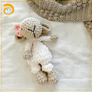 맞춤형 로고 및 라벨 손 뜨개질 아기 수면 담요 장난감 동물 스타일 크로 셰 뜨개질 이불