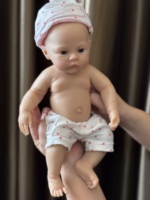 13 Zoll Realistische Reborn Weiche Silikon Vollsilikon Babypuppen für Mädchen Handgefertigte Echt Aussehende Weiche Spielzeugpuppen Pädagogisches Festival-Geschenkset
