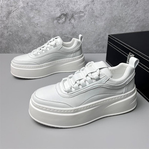 Chaussures de skate pour hommes de luxe, design OEM, semelle épaisse, respirantes, augmentant la taille, baskets de sport décontractées - Product Image 3