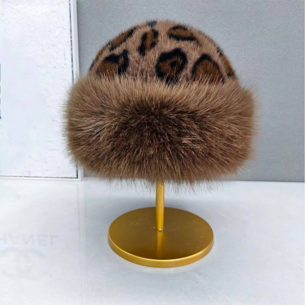 สีน้ำตาล