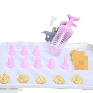 En gros, Nouveau Distributeur de Pâte à Pâtisserie en Plastique à 8 Ports avec Douilles pour Glaçage et Décoration de Gâteaux, Outil de Décoration de Tubes pour la Cuisine Domestique - Product Image 4