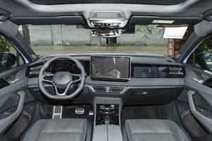 Usado para Tiguan L Turbo 2.0T de Alta Potencia 162kW 350N.m 7DCT <span class=keywords><strong>4MOTION</strong></span> AWD Cuero Oscuro R19 SUV de Exportación - Product Image 4