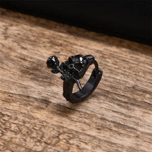 Pendientes de Acero Inoxidable Vintage para Hombre, Joyería Hip Hop, Pendientes con Diseño de Flor y Calavera - Product Image 6