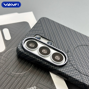VAWI B473 Série <span class=keywords><strong>d</strong></span>'autocollants aquatiques classiques, coque rigide en PC à texture fibre de carbone, antichoc, avec couvercle magnétique pour Samsung S25 S26 Ultra - Product Image 3