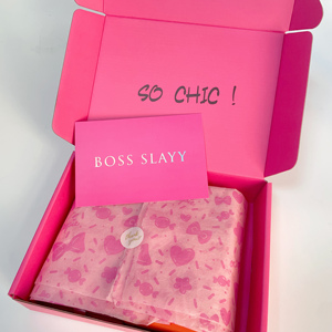 Cajas de Envío Personalizadas de Color Rosa Intenso, con Logotipo Impreso en el Interior y Exterior, Caja de Cartón Corrugado para Envíos Aéreos, para Ropa y Cosméticos - Product Image 1
