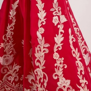 Vestido de Lino de Verano para Mujer, Diseño OEM, Nuevo, con Abertura Frontal, Vestido Largo de Algodón con Bordado Floral - Product Image 4