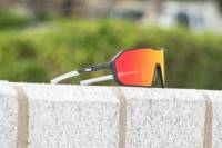 Lunettes de sport à lentille enduite de MV-A5265 personnalisées antibuée, UV400 et résistantes aux chocs pour le cyclisme/le ski