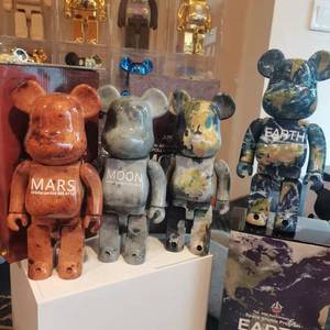 Bearbrick 400% Version Haute Qualité de la Surface Terrestre la Plus Forte de la Lune et du <span class=keywords><strong>Mars</strong></span>, Bloc Bear Violence Bear Kwas en Résine, Cadeau Artisanal - Product Image 4