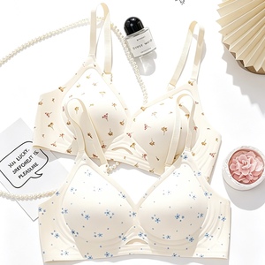 Bralette tissée d'une seule pièce avec une texture <span class=keywords><strong>ultra</strong></span> douce qui offre un confort ininterrompu du matin au soir - Product Image 5