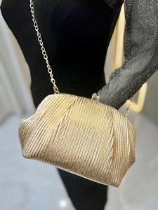 Bolsos de Noche de Moda 2026: Carteras Plisadas Tipo Clutch para Mujer, Bolsos de Hombro con Cadena, Bolsos de Mensajero Elegantes, Bolsos de Satén de Diseño Tipo Almohada - Product Image 3