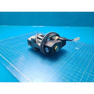 Vanne solénoïde pilotée CKD AP11-10A, utilisée comme pièce détachée pour équipement semi-conducteur Legacy - Product Image 5