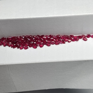 Đá <span class=keywords><strong>Ruby</strong></span> đỏ máu chim bồ câu tự nhiên nguyên chất châu Phi chất lượng cao 100%, hình <span class=keywords><strong>Marquise</strong></span> 2x4mm, thương hiệu HQ GEMS - Product Image 1