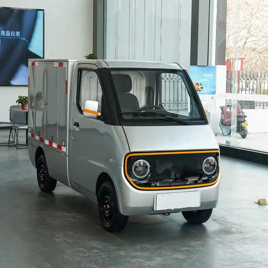 Kendaraan energi baru Tiongkok untuk transportasi cepat dengan rentang 120km harga murah truk kargo SKD Van Mini elektrik kustom