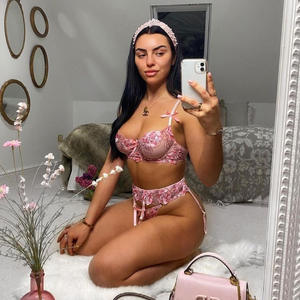 Ensemble de lingerie sexy rose pour femme, style japonais, avec broderies en dentelle et porte-jarretelles - Product Image 6