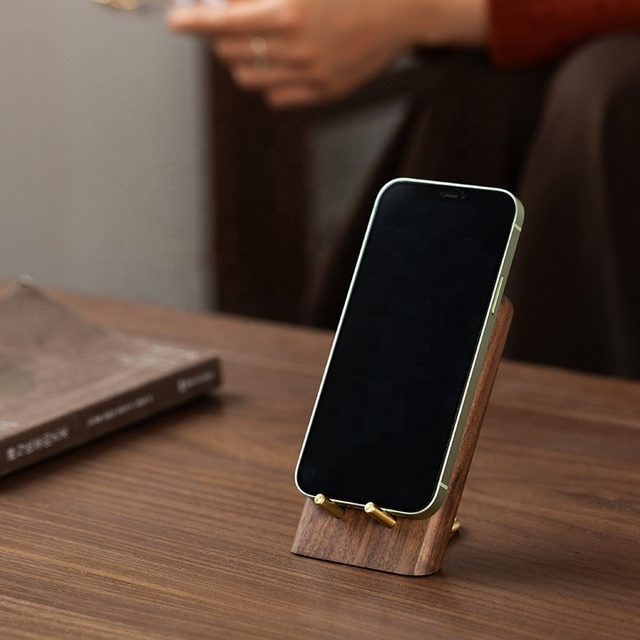 Custom logo Brass Solid Wood Mobile Phone Holder Stand