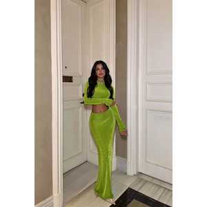 Ensemble jupe et haut 2 pièces vert uni, coupe ample, décontracté et élégant, pour l'été, en tricot, longueur au-dessus du genou - Product Image 4