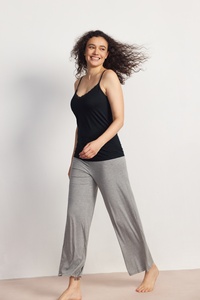 Conjunto de Pijama para <span class=keywords><strong>Mujer</strong></span> con Camisola de Tirantes Finos de Encaje y Pantalones Largos, Ropa de Dormir Suave al Tacto - Product Image 4