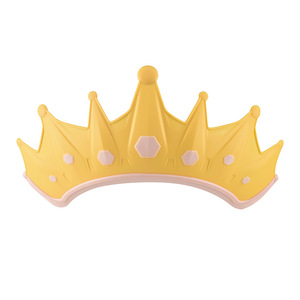 Bonnet de bain imperméable pour bébés et tout-petits avec protection des oreilles et des yeux, en gel PP souple, pour la douche et le lavage des cheveux du bébé - Product Image 1