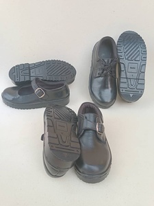 Zapatos Escolares Negros Formales Ligeros Antifatiga de PU para Estudiantes de Primaria y Secundaria, Aptos para Todas las Estaciones - Product Image 2