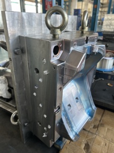 Moulage par injection de plastique du fabricant pour les pièces automobiles COVER R <span class=keywords><strong>FR</strong></span> Outillage de véhicule Conception de moules personnalisée - Product Image 5