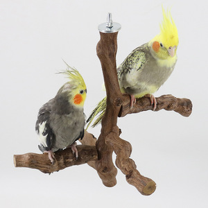 Supporto per Pappagalli in Legno Naturale a Forma di Ramo d'Albero, con Altalena e Posatoio per Affilare le Unghie - Product Image 3