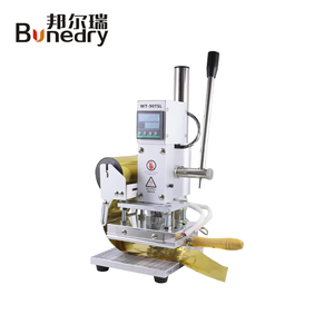 Machine d'estampage à chaud manuelle de type mobile à fente en T haute précision pour ordinateur portable en cuir PU Presse à chaud numérique à grains en lettres anglaises - Product Image 1