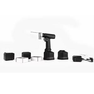 Ensemble d'instruments de discectomie par endoscopie transforaminale sûrs et orientés vers la précision avec perceuse à os Power de marque Synthes - Product Image 4