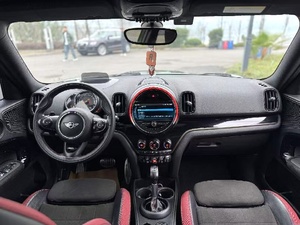 <span class=keywords><strong>Mini</strong></span> <span class=keywords><strong>Countryman</strong></span> 2.0T Automático SUV 2018 Usado, Cinco Puertas, Cinco Asientos, Cuero Oscuro, R17, Elegante y Exquisito - Product Image 5