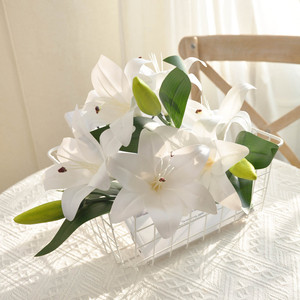 Flores de Lirio Artificiales de Tacto Real, Ramo de Lirio <span class=keywords><strong>Casablanca</strong></span> de PU para Centros de Mesa de Boda, Decoración Minimalista para Sala de Estar - Product Image 2