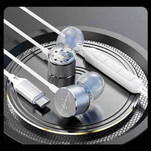 Écouteurs sportifs filaires Type-C avec basses stéréo, microphone et contrôle du volume, écouteurs musicaux pour <span class=keywords><strong>iPhone</strong></span> SPORT - Product Image 3