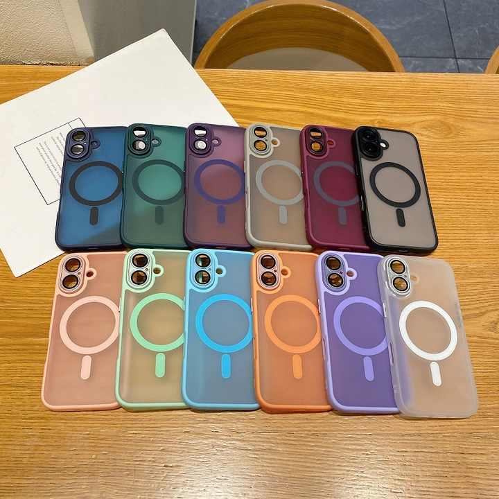 For iPhone SE4 Funda Magnetic Matte Translucent Phone Case Cover With Camera Lens Protector Case for iPhone 16 15 14 13 Pro Max
