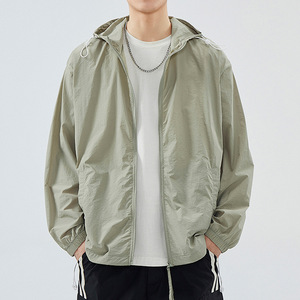 <span class=keywords><strong>Vêtement</strong></span> de protection solaire léger en soie glacée pour <span class=keywords><strong>homme</strong></span>, été, UPF50+, <span class=keywords><strong>anti</strong></span>-<span class=keywords><strong>UV</strong></span>, respirant, à capuche, 100% nylon, coupe ample - Product Image 6
