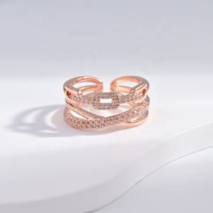 Anillos apilables de plata de ley S925 OEM para parejas, ajustables, con piedras, delicados, geométricos, de oro rosa, con diseño de trébol, para mujer. - Product Image 3