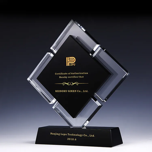 Trofeo de cristal negro cuadrado <span class=keywords><strong>simple</strong></span> al por mayor, premios con logotipo personalizado tallado con impresión UV - Product Image 4