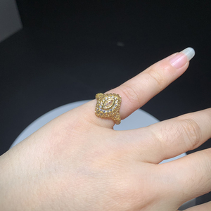 Bague de phalange rose pour femmes et jeunes filles, forme géométrique, pavée de zircone cubique ovale et marquise, petite taille # Bijoux de mariage et de fête à 4 anneaux - Product Image 3