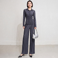 Ensemble deux pièces plissé pour femme : Polo boutonné et pantalon large, style Miyake élégant, couleur unie, ensemble coordonné, vente en gros