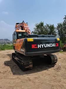 Aumente su eficiencia en un 20% con la excavadora Hyundai 220-9: Potencia híbrida superior con excavadoras de fabricación coreana en oferta. - Product Image 3