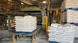 Na2CO3 Food and Industrial Grade <strong>99</strong>.2%min Sodium Carbonate <strong>Soda</strong> <strong>Ash</strong> <strong>Light</strong>