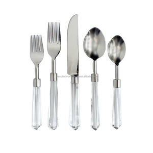 Ensemble de couverts finis en argent, avec manche en résine transparente, Table d'aspect occidental tendance, service décoratif fait à la main - Product Image 1