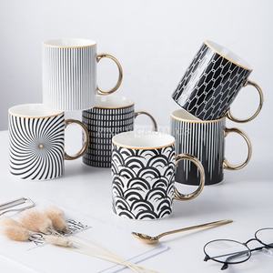 Tazas personalizadas <span class=keywords><strong>de</strong></span> cerámica con patrón geométrico, tazas <span class=keywords><strong>de</strong></span> café <span class=keywords><strong>de</strong></span> oficina con mango dorado, venta al por mayor, nuevo diseño, <span class=keywords><strong>2022</strong></span> - Product Image 1