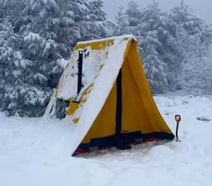 Grande tente gonflable de glamping 9 places pour camping familial en extérieur, tente familiale gonflable imperméable à montage rapide, direct usine - Product Image 2