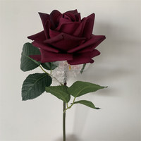 Décoration de salon et de salle à manger de haute qualité B-1341, grandes roses artificielles à toucher réaliste, tige unique, couleur bordeaux.