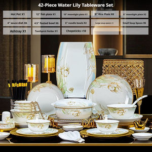 ชุดอาหารค่ำหรูหรา Royal Albert Wedgwood ทำจากกระเบื้องเนื้อกระดูก 72 ชิ้น ขอบทองลายนูน เหมาะสำหรับงานเลี้ยงแต่งงานและเป็นของขวัญสำหรับโรงแรมระดับ 5 ดาว - Product Image 4