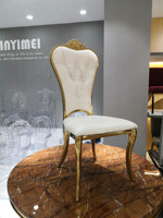 Chaise de fête confortable en cuir PU blanc en acier inoxydable pour table à manger, ensemble de 4 chaises