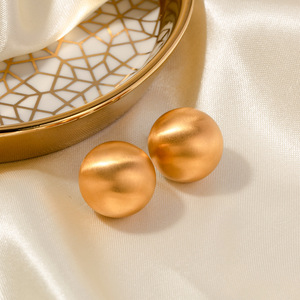 Chất Lượng Cao Không Thấm Nước 18K Mạ Vàng Thép Không Gỉ <span class=keywords><strong>Stud</strong></span> Bông Tai Thời Trang Thông Tư <span class=keywords><strong>Hollow</strong></span> Hoop Bông Tai Cho Phụ Nữ - Product Image 3