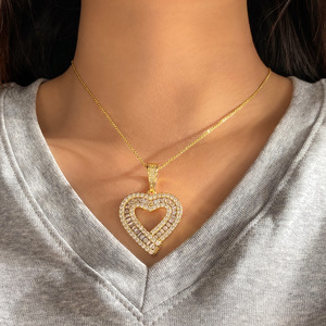 Collar con Colgante de Corazón Chapado en Oro de 18K para Mujer, Juego de Joyería con Cristales de Zirconia, Estilo Romántico, Regalo - Product Image 3